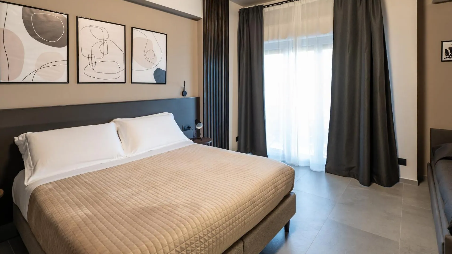 Mia Rooms B&B Milazzo Couette-café