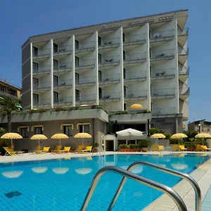**** Appart hôtel Mediterranée Italie