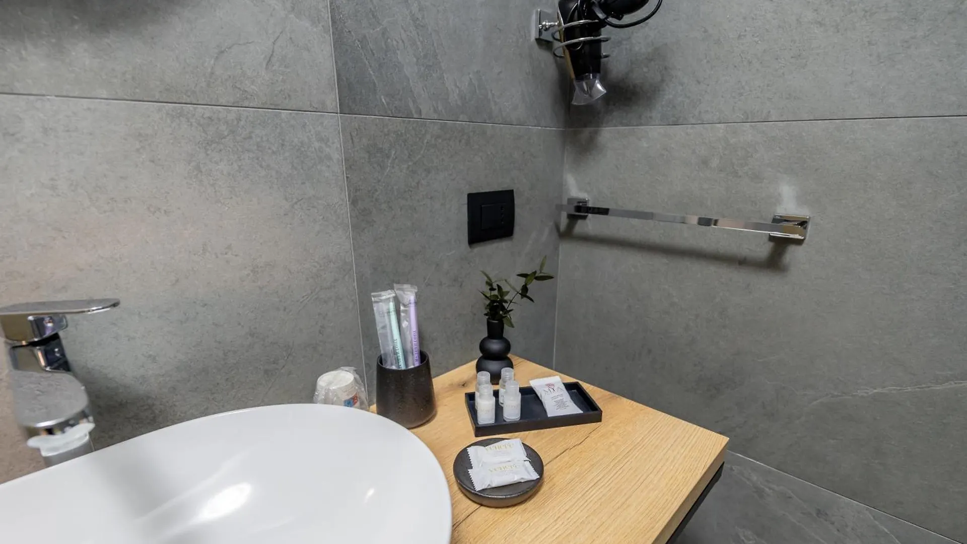 Mia Rooms B&B Milazzo 0*,  Italy